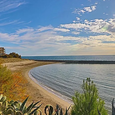 Appartement Rez De Jardin 38M² A Sete Avec Vue Mer Et Parking Prive - Fr-1-472A-129 Sète