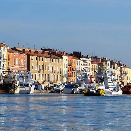 Appartement Rez De Jardin 38M² A Sete Avec Vue Mer Et Parking Prive - Fr-1-472A-129 *
