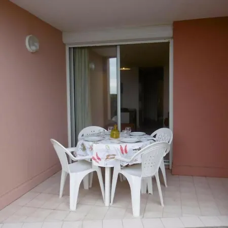 Rez-de-jardin A Sete: 2 Pieces, Piscine, Parking, Terrasse - Fr-1-472a-129 Apartment