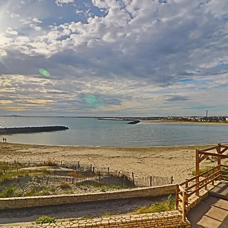 Rez De Jardin 38m² à Avec Vue Et Parking Privé - Fr-1-472a-129 * Sète