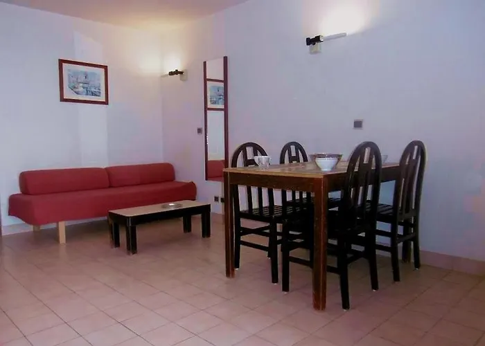 Rez De Jardin 38M² A Sete Avec Vue Mer Et Parking Prive - Fr-1-472A-129